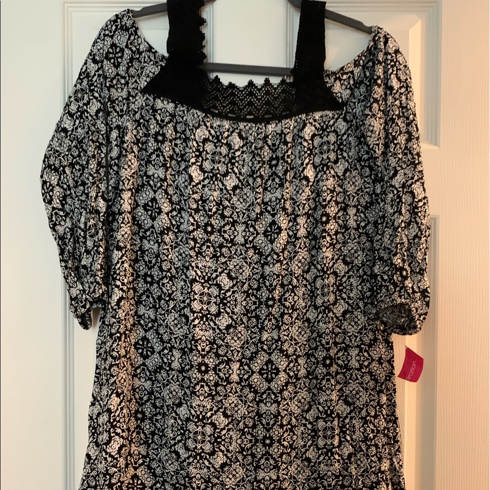 Xhilaration black&White aztec dress